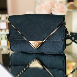 Rebecca Minkoff Bags - Rebecca Minkoff Crossbody -Black Rebecca Minkoff Bags - Rebecca Minkoff Crossbody -Black